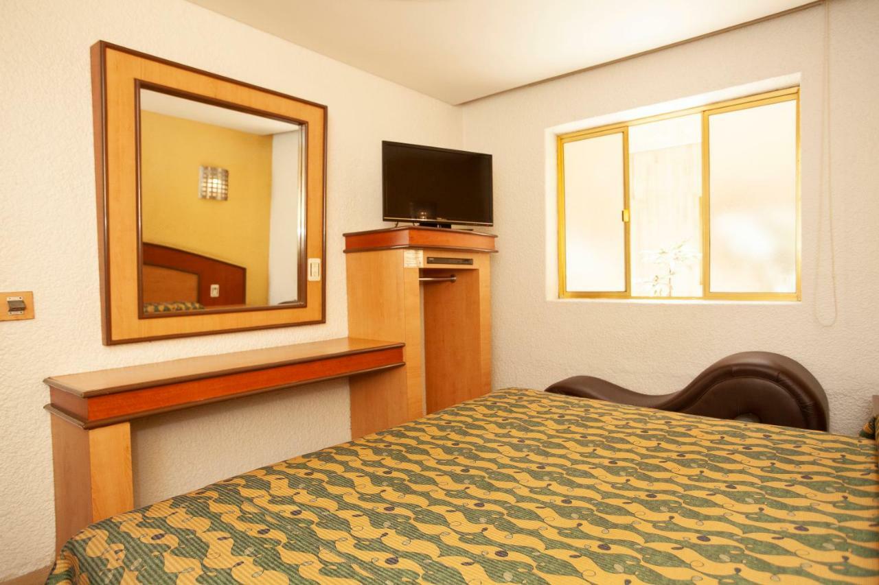 מקסיקו סיטי Hotel Tres Colonias - Solo Adultos מראה חיצוני תמונה