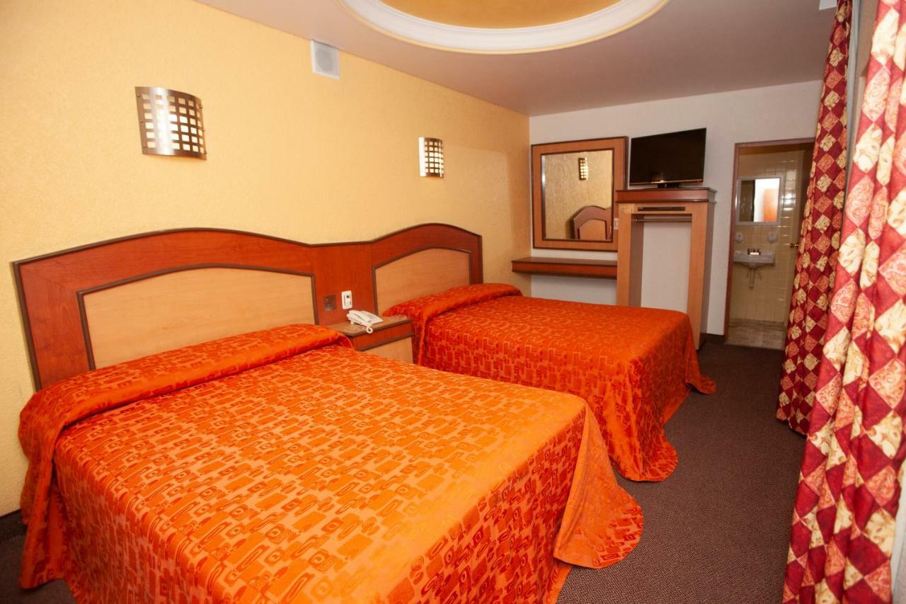 מקסיקו סיטי Hotel Tres Colonias - Solo Adultos מראה חיצוני תמונה